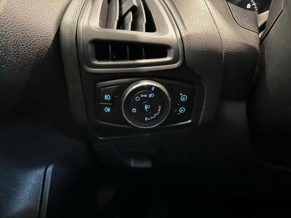 Ford Focus III с пробегом 2012 года, цена 696 000 рублей, 175808 км, седан, Автокод Объявления