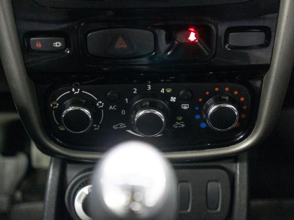 Renault Duster I с пробегом 2014 года, цена 999 000 рублей, 211740 км, внедорожник, Автокод Объявления