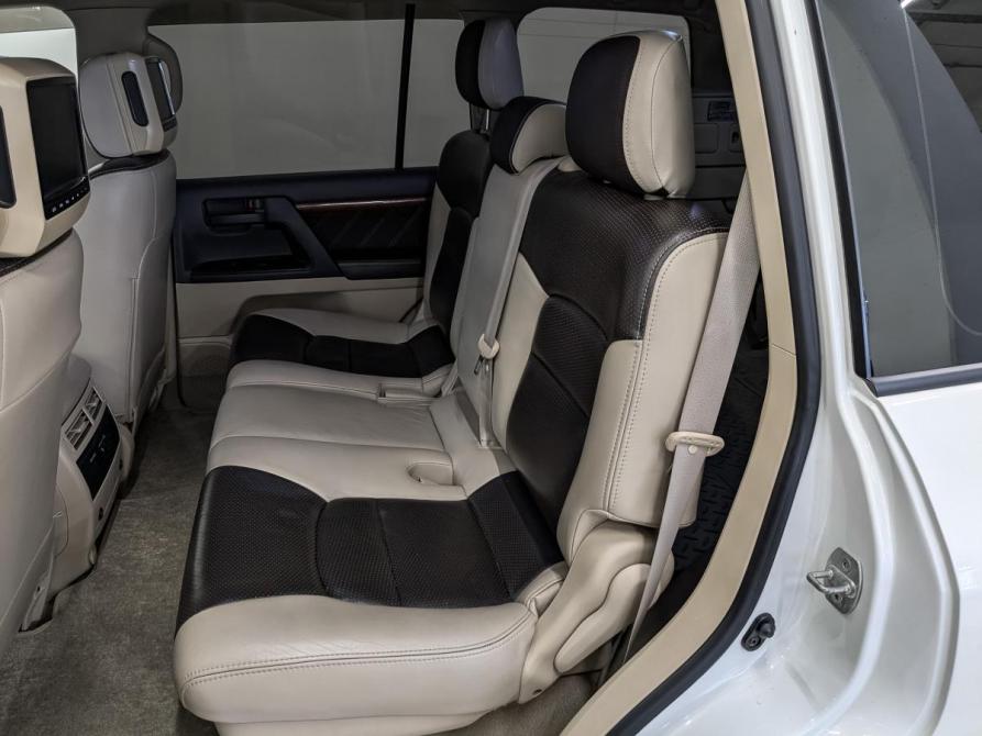 Toyota Land Cruiser 200 Series Рестайлинг 1 Москва  - изображение 18
