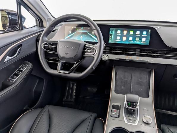 Omoda C5 I с пробегом 2023 года, цена 1 650 000 рублей, 50573 км, внедорожник, Автокод Объявления