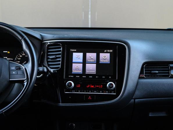 Mitsubishi Outlander III Рестайлинг 3 с пробегом 2022 года, цена 2 720 000 рублей, 91017 км, внедорожник, Автокод Объявления