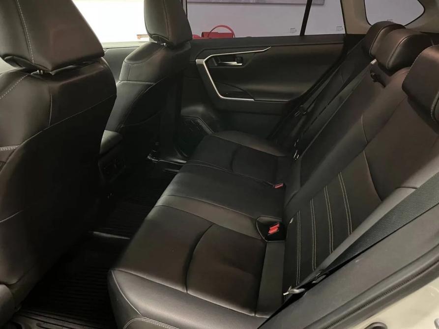 Toyota RAV4 V (XA50) Челябинск  - изображение 9