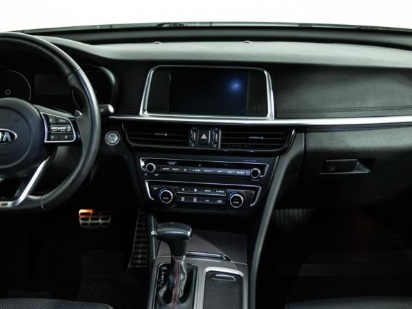 Kia Optima IV Рестайлинг с пробегом 2020 года, цена 2 449 000 рублей, 69921 км, седан, Автокод Объявления