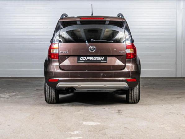 Skoda Yeti I Рестайлинг с пробегом 2014 года, цена 982 000 рублей, 108951 км, внедорожник, Автокод Объявления