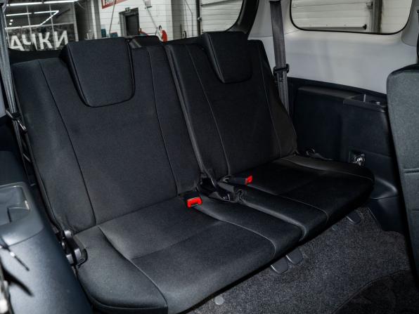 Toyota Wish II с пробегом 2012 года, цена 1 420 000 рублей, 132000 км, минивэн, Автокод Объявления