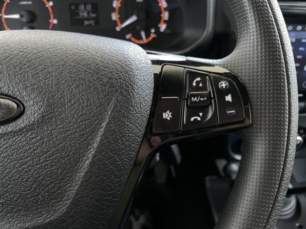 Lada (ВАЗ) Niva Legend с пробегом 2025 года, цена 1 058 000 рублей, 5461 км, внедорожник, Автокод Объявления