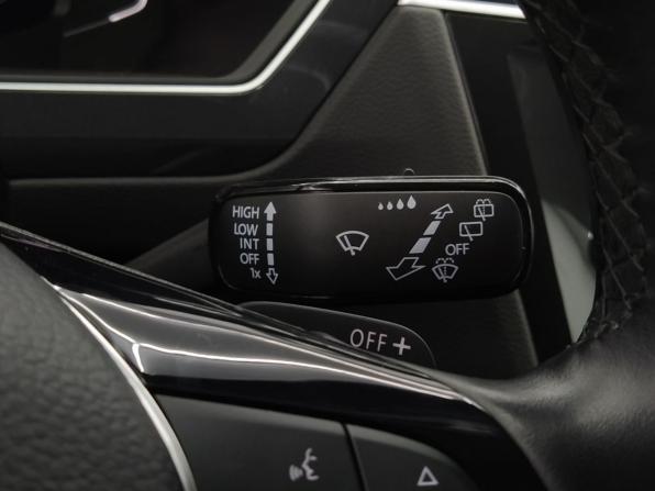 Volkswagen Tiguan II с пробегом 2020 года, цена 3 098 000 рублей, 87000 км, внедорожник, Автокод Объявления