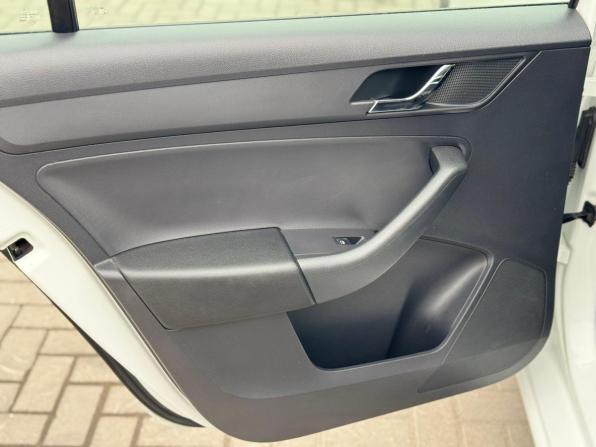 Skoda Rapid I с пробегом 2014 года, цена 850 000 рублей, 164000 км, лифтбек, Автокод Объявления