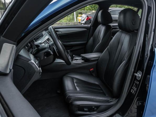 BMW 5 серии VII (G30/G31/G38) с пробегом 2019 года, цена 3 499 000 рублей, 95605 км, седан, Автокод Объявления