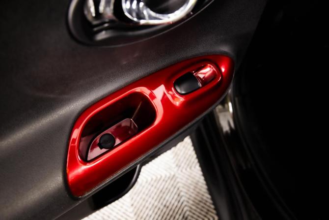 Nissan Juke I с пробегом 2012 года, цена 1 049 000 рублей, 88000 км, внедорожник, Автокод Объявления