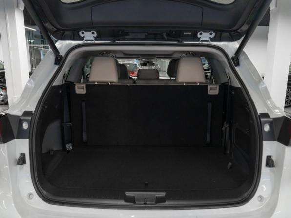 Toyota Highlander IV (XU70) с пробегом 2026 года, цена 5 700 000 рублей, 50 км, внедорожник, Автокод Объявления