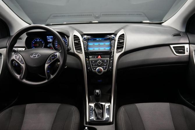 Hyundai i30 II Рестайлинг с пробегом 2015 года, цена 1 395 000 рублей, 125200 км, хэтчбек, Автокод Объявления