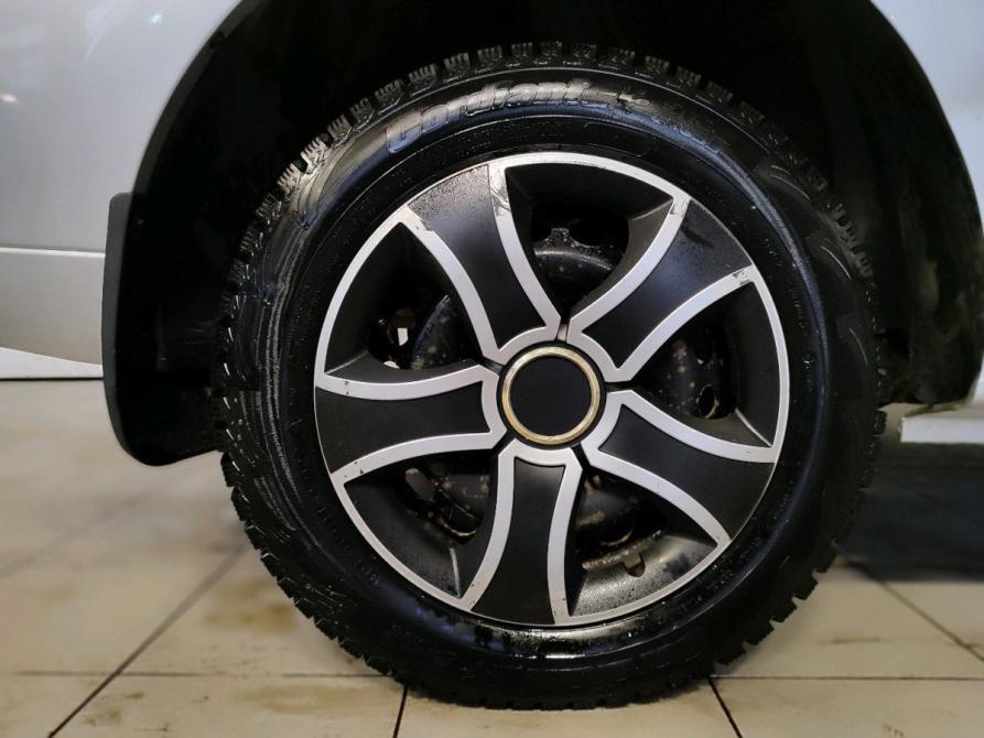 Renault Logan II Москва  - изображение 8