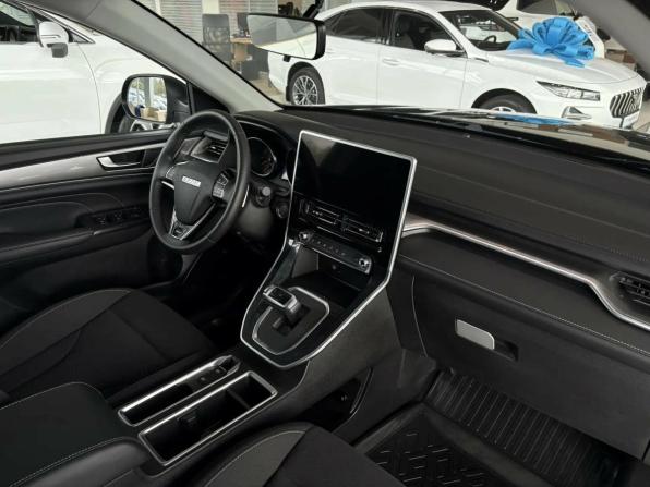 Haval M6 II с пробегом 2024 года, цена 1 895 000 рублей, 16968 км, внедорожник, Автокод Объявления