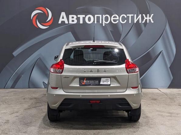 Lada (ВАЗ) XRAY I с пробегом 2017 года, цена 849 000 рублей, 62150 км, хэтчбек, Автокод Объявления