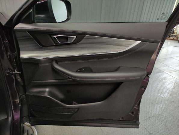 Chery Tiggo 8 Pro e+ с пробегом 2022 года, цена 2 250 000 рублей, 30375 км, внедорожник, Автокод Объявления