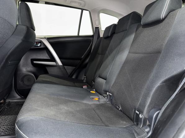 Toyota RAV4 IV (XA40) Рестайлинг с пробегом 2016 года, цена 2 330 000 рублей, 143200 км, внедорожник, Автокод Объявления