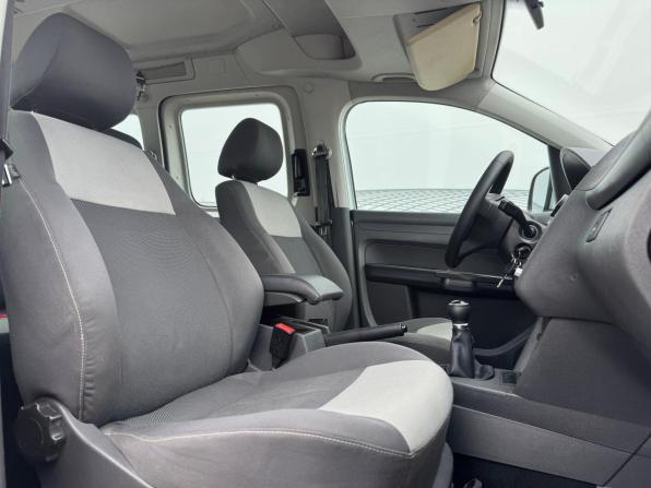 Volkswagen Caddy III Рестайлинг с пробегом 2012 года, цена 999 000 рублей, 163172 км, минивэн, Автокод Объявления