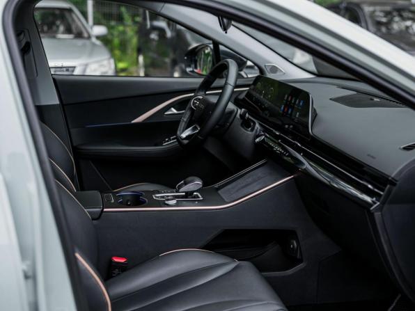 Omoda C5 I с пробегом 2023 года, цена 1 505 000 рублей, 89820 км, внедорожник, Автокод Объявления