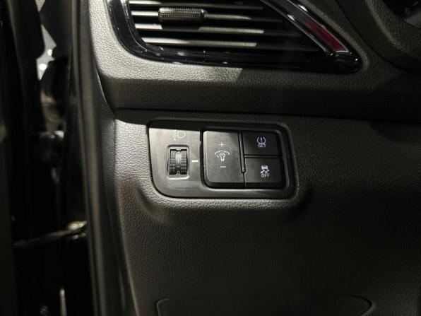 Hyundai Solaris II Рестайлинг с пробегом 2021 года, цена 1 598 000 рублей, 68364 км, седан, Автокод Объявления