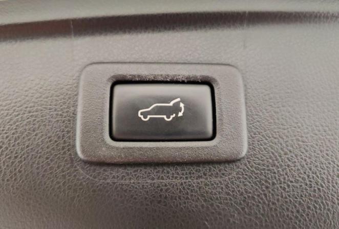 Subaru Outback V с пробегом 2016 года, цена 2 090 000 рублей, 240437 км, универсал, Автокод Объявления