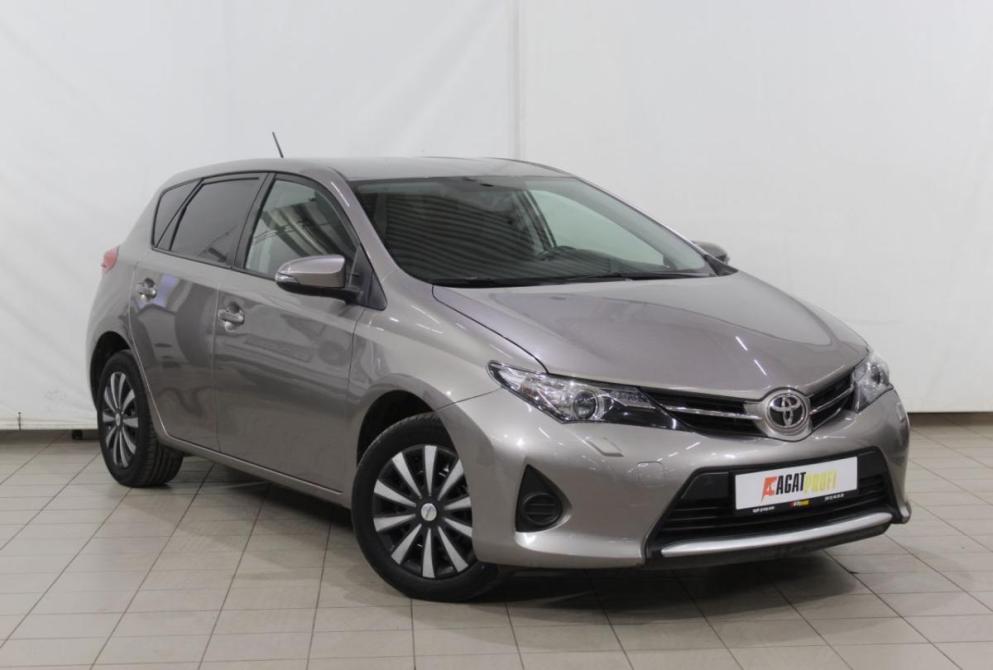 Toyota Auris II Астрахань  - изображение 3