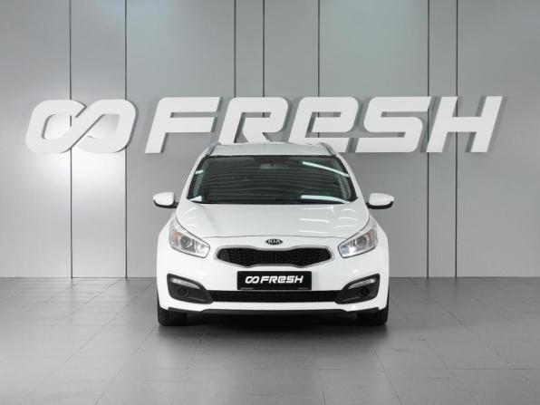 Kia Ceed II Рестайлинг с пробегом 2017 года, цена 1 079 000 рублей, 209932 км, универсал, Автокод Объявления