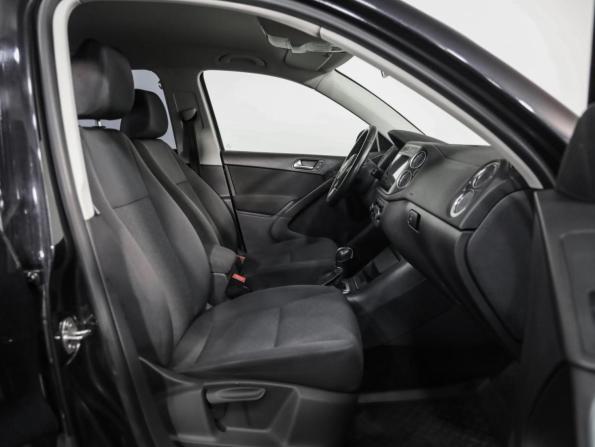 Volkswagen Tiguan I Рестайлинг с пробегом 2012 года, цена 989 000 рублей, 134512 км, внедорожник, Автокод Объявления