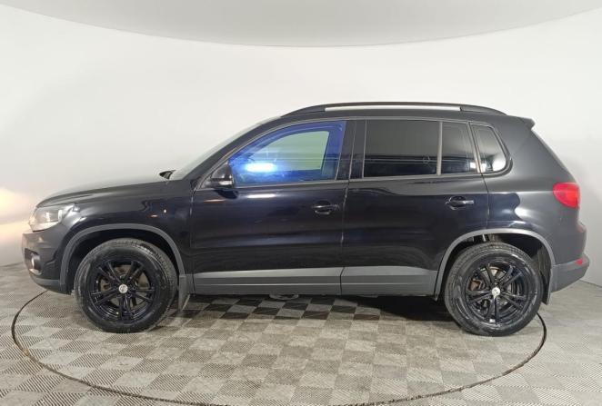 Volkswagen Tiguan I Рестайлинг с пробегом 2015 года, цена 1 470 000 рублей, 212000 км, внедорожник, Автокод Объявления