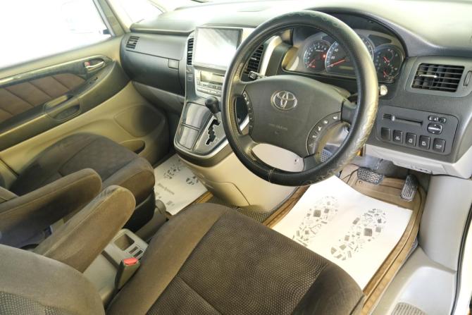 Toyota Alphard I с пробегом 2005 года, цена 1 669 000 рублей, 290000 км, минивэн, Автокод Объявления