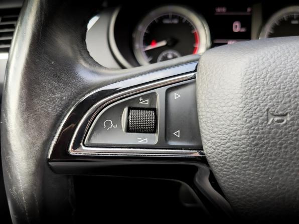 Skoda Octavia III (A7) Рестайлинг с пробегом 2020 года, цена 1 690 000 рублей, 126026 км, лифтбек, Автокод Объявления