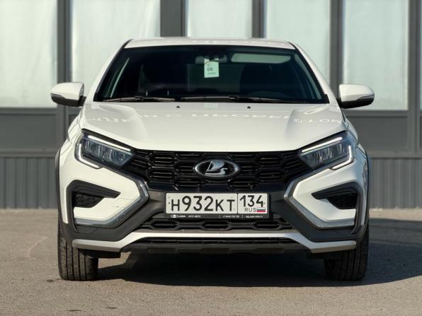 Lada (ВАЗ) Vesta I Рестайлинг (NG) с пробегом 2024 года, цена 1 370 000 рублей, 64000 км, седан, Автокод Объявления
