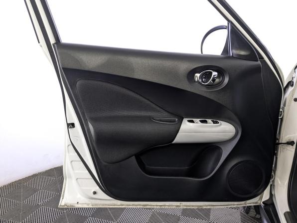 Nissan Juke I с пробегом 2012 года, цена 950 000 рублей, 177760 км, внедорожник, Автокод Объявления
