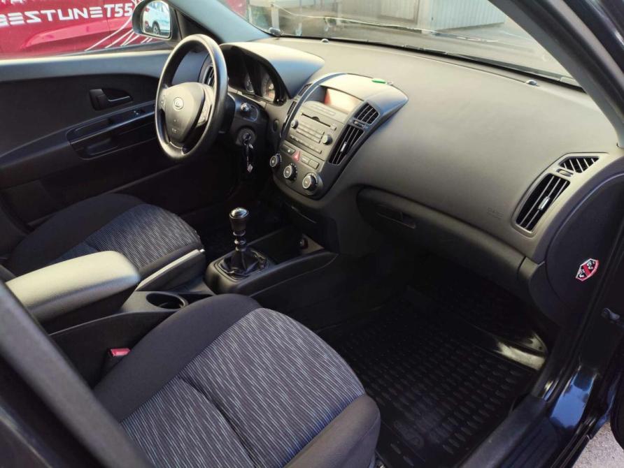 Kia Ceed I Санкт-Петербург  - изображение 9