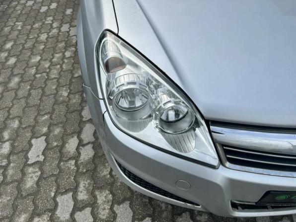 Opel Astra H Рестайлинг с пробегом 2008 года, цена 381 000 рублей, 293288 км, универсал, Автокод Объявления