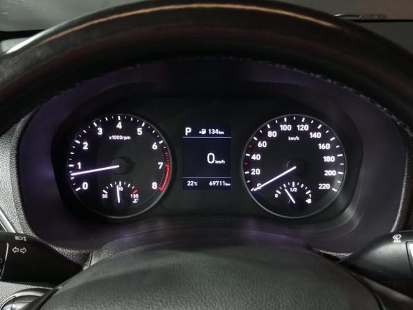 Hyundai Solaris II с пробегом 2018 года, цена 1 480 000 рублей, 69711 км, седан, Автокод Объявления