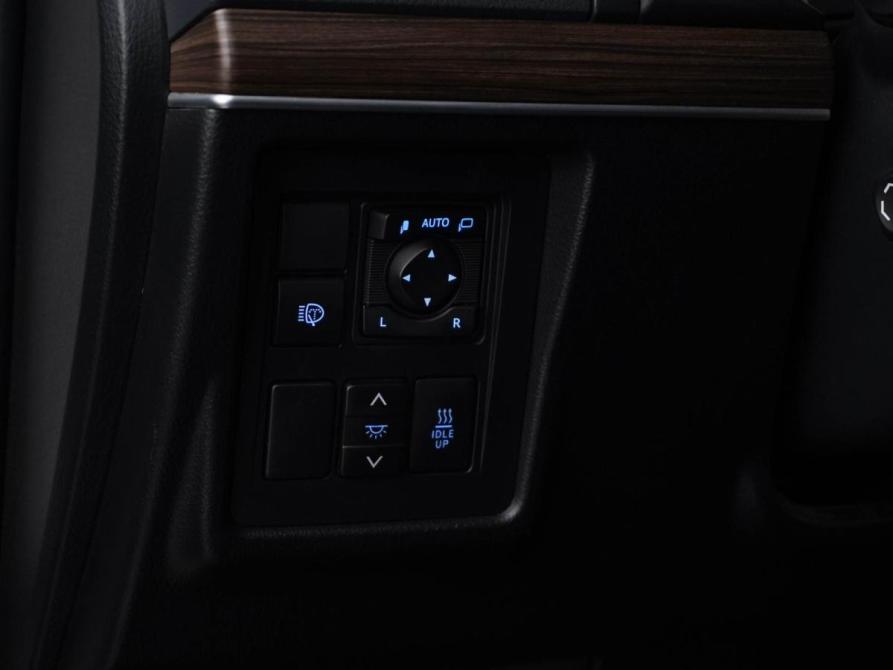 Toyota Land Cruiser Prado 150 Series Рестайлинг 2 Москва  - изображение 18