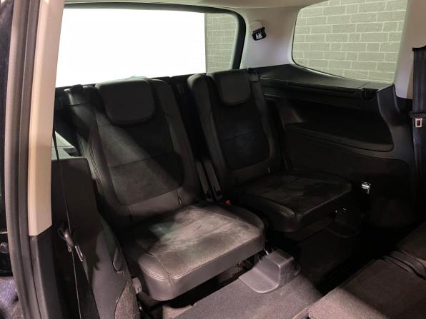Volkswagen Sharan II с пробегом 2011 года, цена 1 465 000 рублей, 117493 км, минивэн, Автокод Объявления