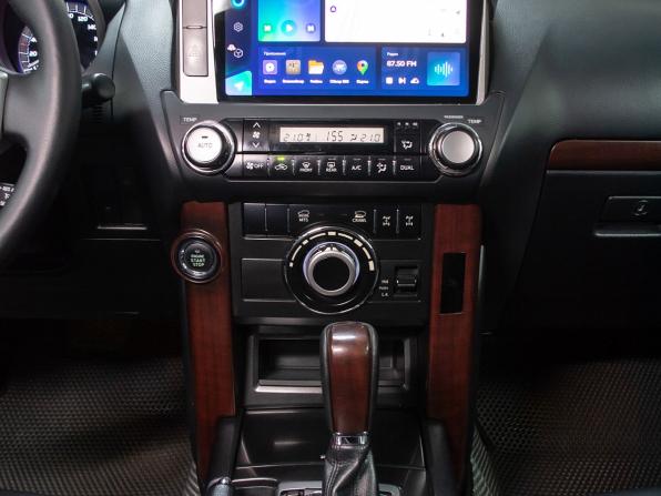 Toyota Land Cruiser Prado 150 Series Рестайлинг 1 с пробегом 2015 года, цена 3 699 000 рублей, 252751 км, внедорожник, Автокод Объявления