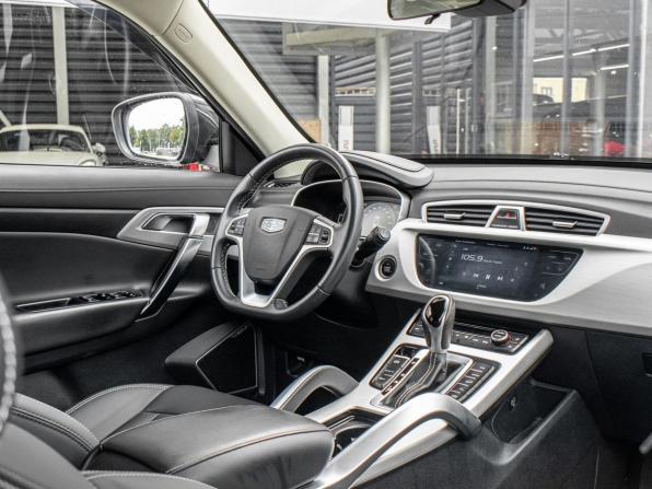 Geely Atlas I с пробегом 2020 года, цена 1 357 000 рублей, 174175 км, внедорожник, Автокод Объявления