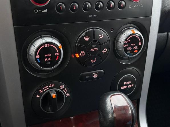 Suzuki Grand Vitara II с пробегом 2007 года, цена 1 049 000 рублей, 180697 км, внедорожник, Автокод Объявления