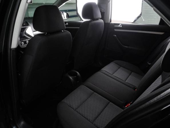 Volkswagen Jetta V с пробегом 2010 года, цена 824 000 рублей, 176518 км, седан, Автокод Объявления
