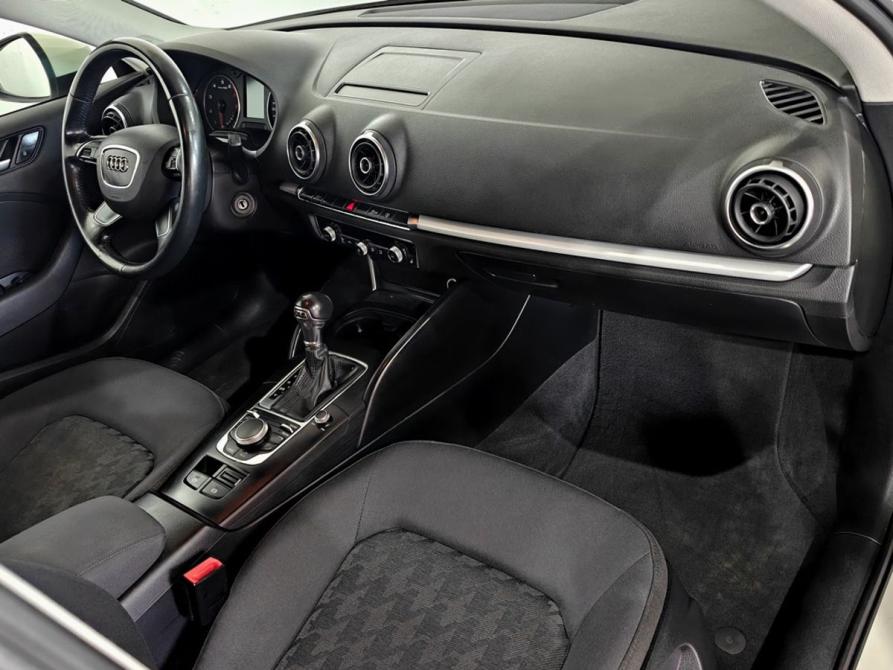 Audi A3 III (8V) Москва  - изображение 9
