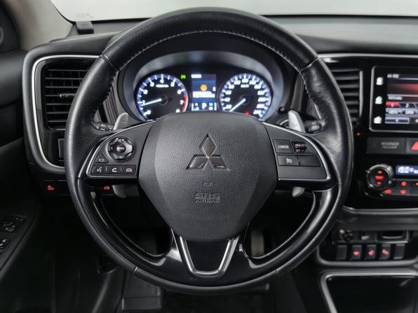 Mitsubishi Outlander III Рестайлинг 2 с пробегом 2018 года, цена 2 049 000 рублей, 131000 км, внедорожник, Автокод Объявления