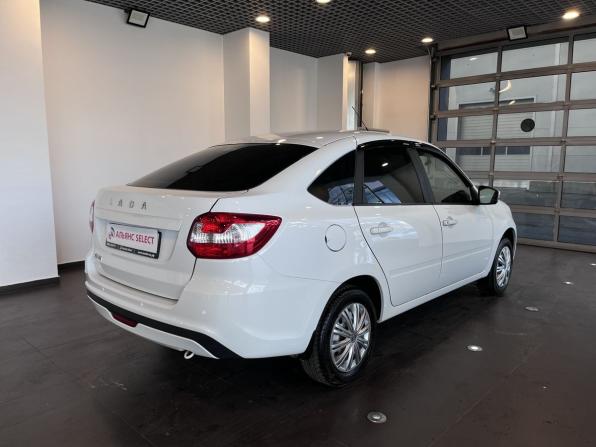 Lada (ВАЗ) Granta I Рестайлинг с пробегом 2024 года, цена 1 020 000 рублей, 33227 км, лифтбек, Автокод Объявления