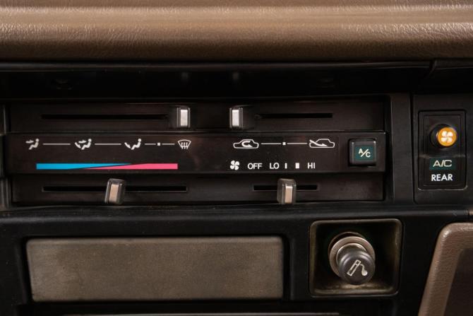 Toyota Town Ace II Рестайлинг 2 с пробегом 1989 года, цена 529 000 рублей, 332938 км, компактвэн, Автокод Объявления