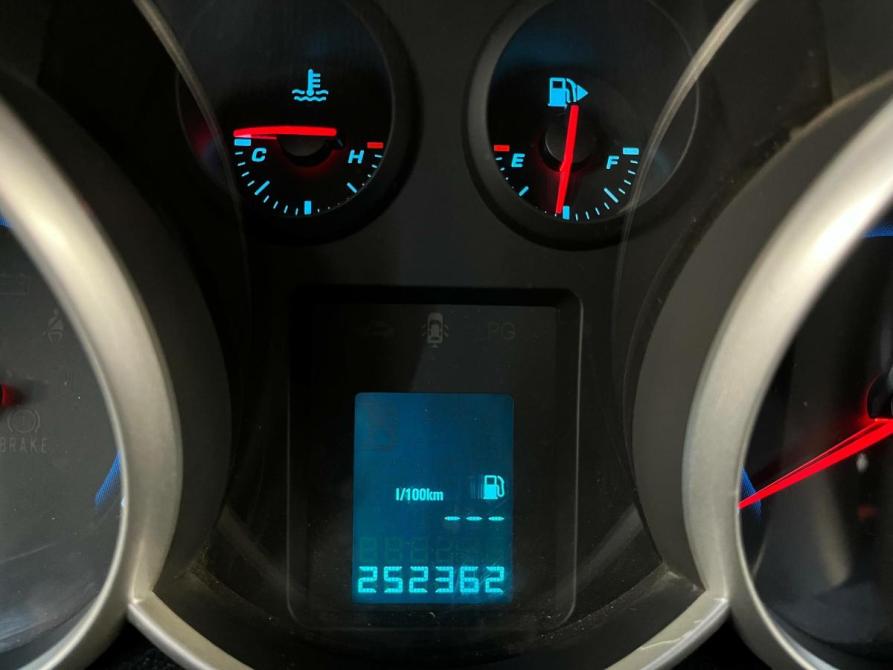 Chevrolet Cruze I Рестайлинг Нижнекамск  - изображение 19