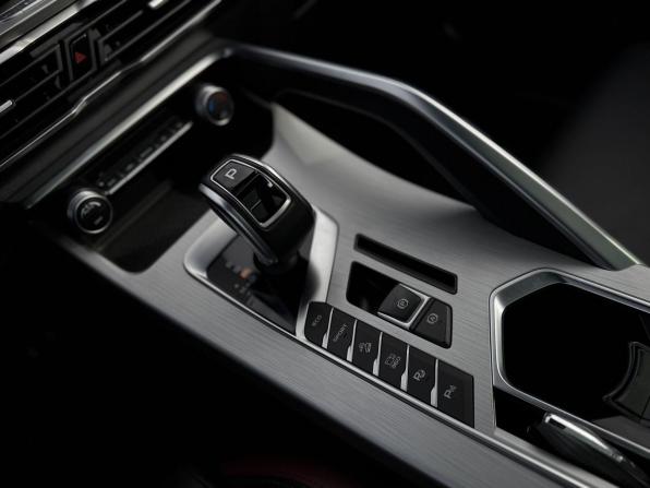 Geely Coolray I Рестайлинг с пробегом 2022 года, цена 1 729 000 рублей, 37713 км, внедорожник, Автокод Объявления