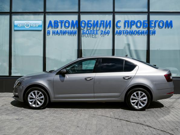 Skoda Octavia III (A7) Рестайлинг с пробегом 2019 года, цена 1 825 000 рублей, 115404 км, лифтбек, Автокод Объявления