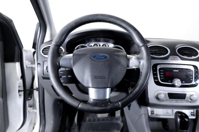 Ford Focus II Рестайлинг с пробегом 2011 года, цена 349 000 рублей, 280000 км, хэтчбек, Автокод Объявления